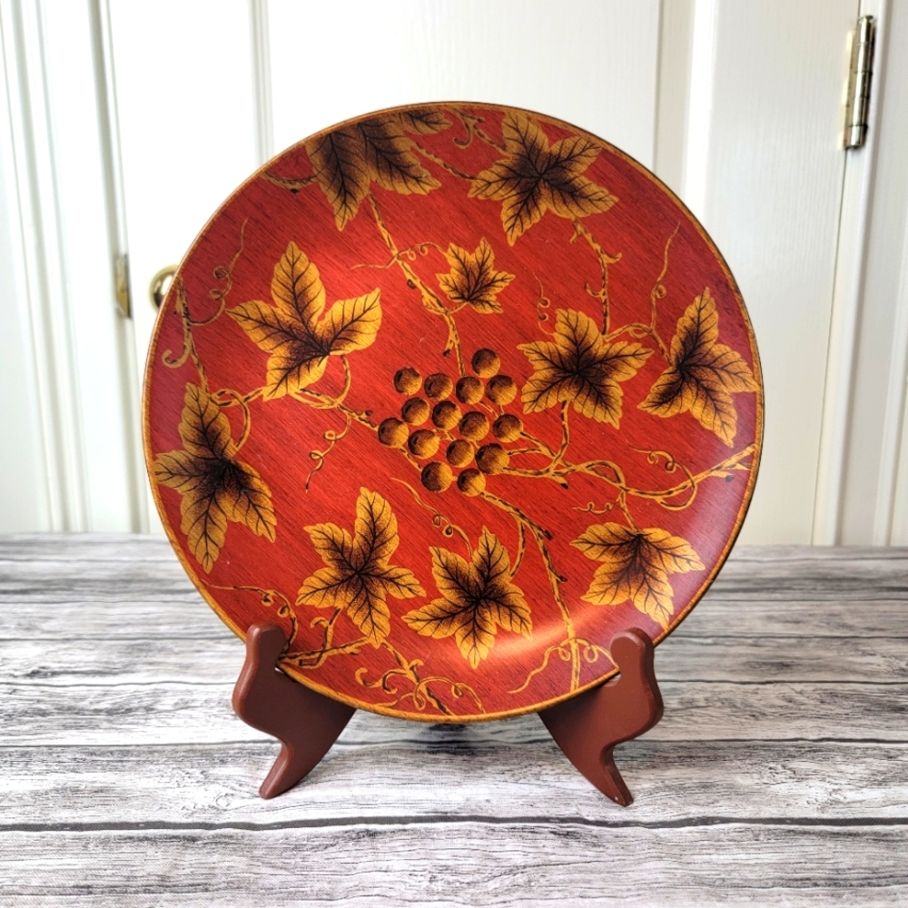 Vintage 90s Grape leaf Decoration Plate